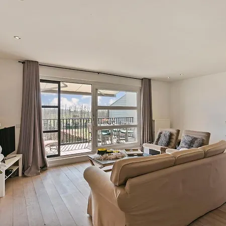 Fully Renovated Modern Sunny Holiday-house With Garage In Holiday home Knokke-Heist