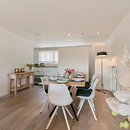 Fully Renovated Modern Sunny Holiday-house With Garage In Knokke-Heist